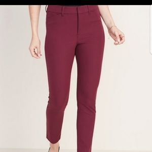 ❤ Old Navy mid rise pixie Pants